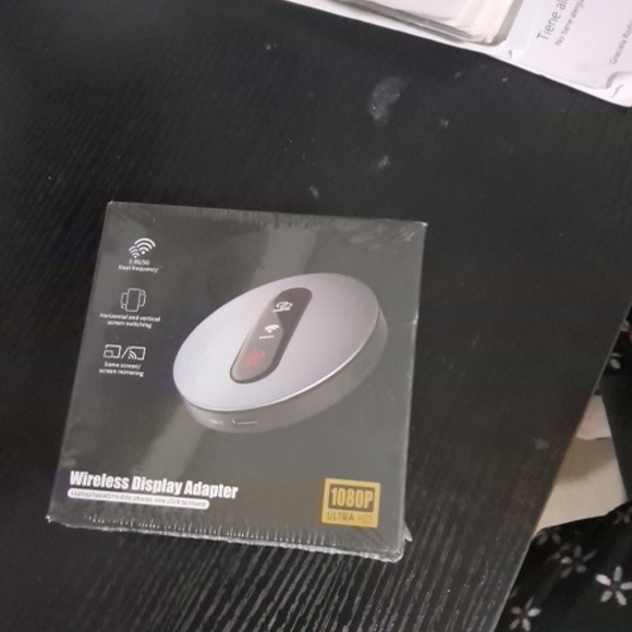 Wireless Display Adapter - Silver - Picture 1 of 1